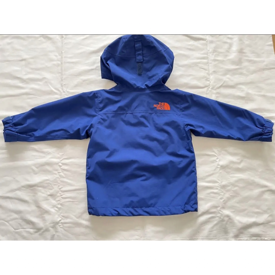 THE NORTH FACE(ザノースフェイス)の美品　THE NORTHFACE マウンテンパーカー　90サイズ キッズ/ベビー/マタニティのキッズ服男の子用(90cm~)(ジャケット/上着)の商品写真