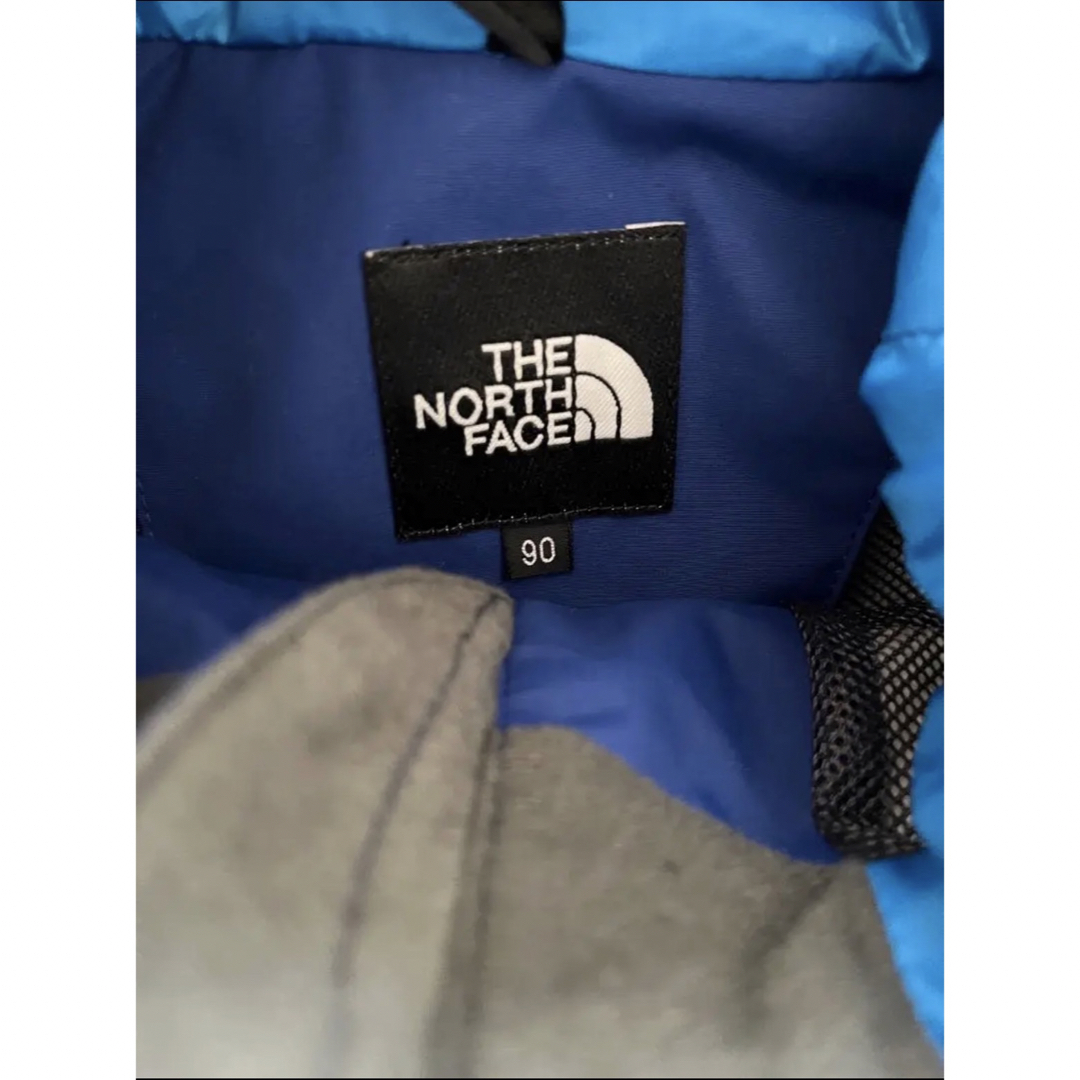 THE NORTH FACE(ザノースフェイス)の美品　THE NORTHFACE マウンテンパーカー　90サイズ キッズ/ベビー/マタニティのキッズ服男の子用(90cm~)(ジャケット/上着)の商品写真