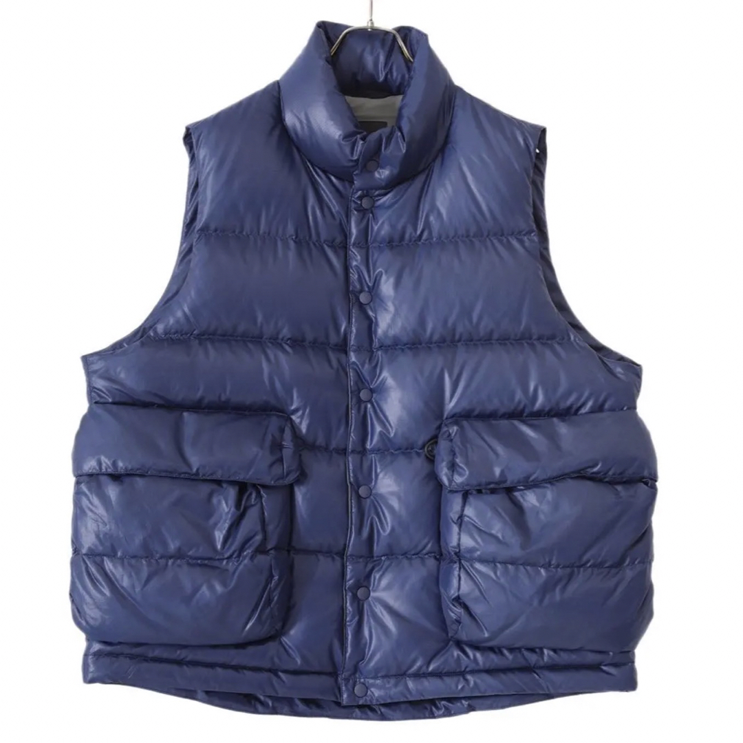 1LDK SELECT(ワンエルディーケーセレクト)のDAIWA PIER39 TECH BACK PACKER DOWN VEST メンズのジャケット/アウター(ダウンベスト)の商品写真