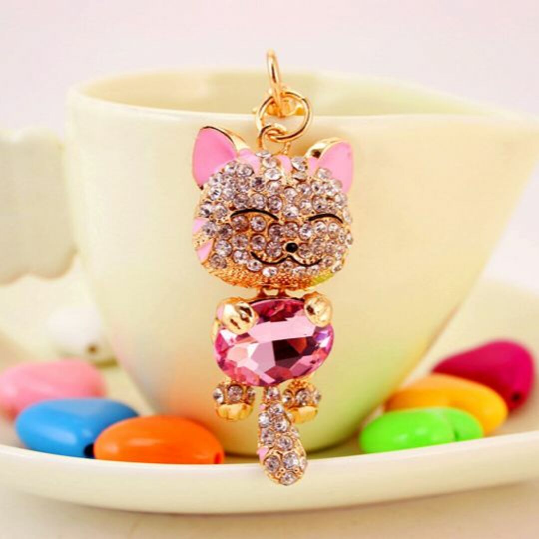 在庫処分」超可愛い 猫さんピンク リポン付き キーホルダー