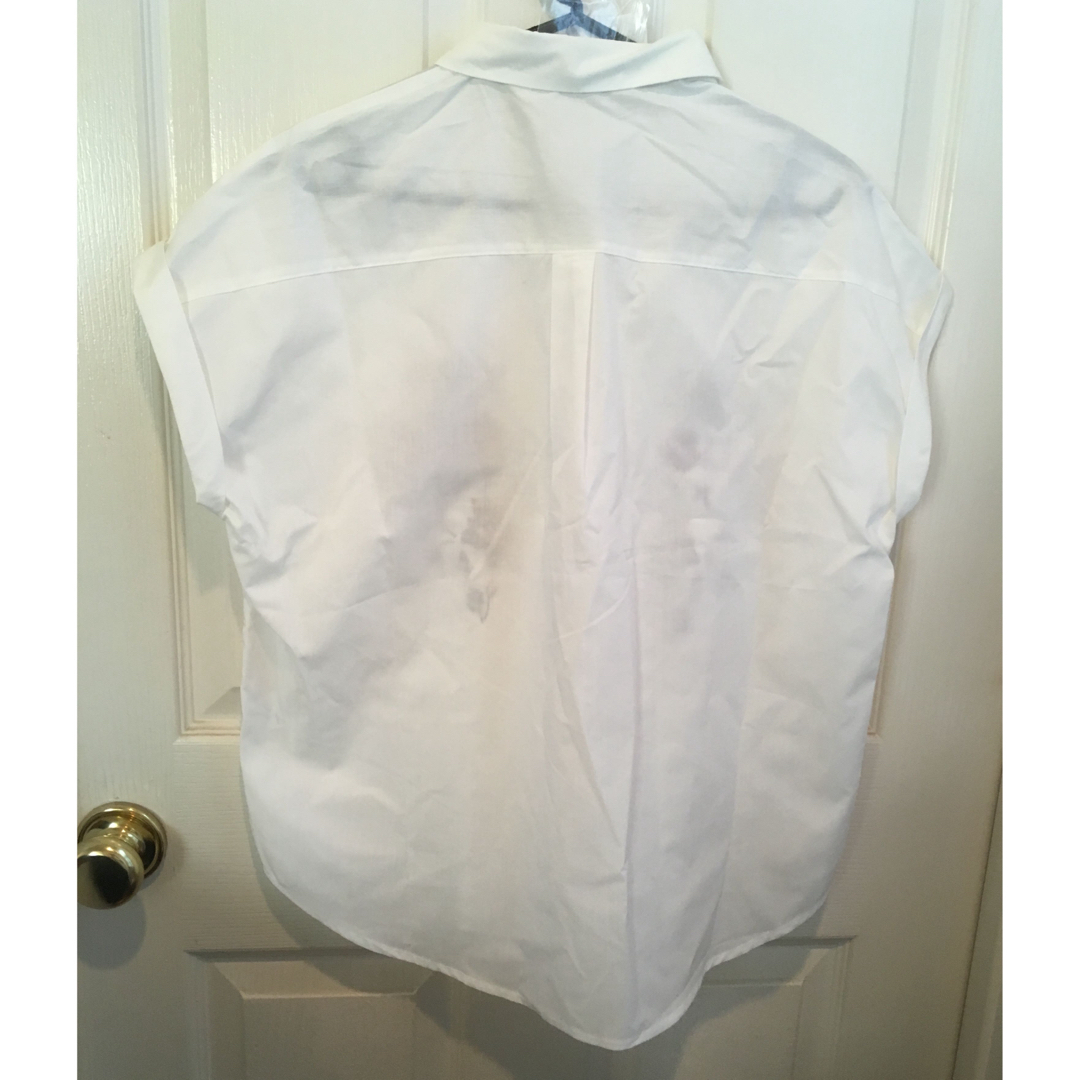 しまむら(シマムラ)のしまむら新品半袖刺繍シャツMホワイト レディースのトップス(シャツ/ブラウス(半袖/袖なし))の商品写真