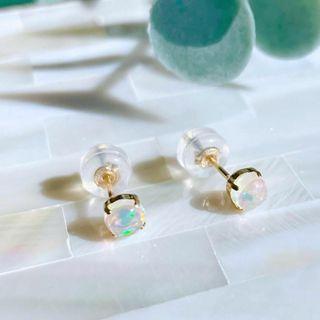 K18 YG 天然 オパール ピアス ♡ 天然石 ジュエリー ピアス 18金(ピアス)