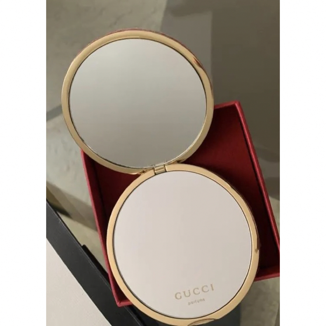 Gucci(グッチ)のGUCCI♥︎コンパクト両面ミラー レディースのファッション小物(ミラー)の商品写真