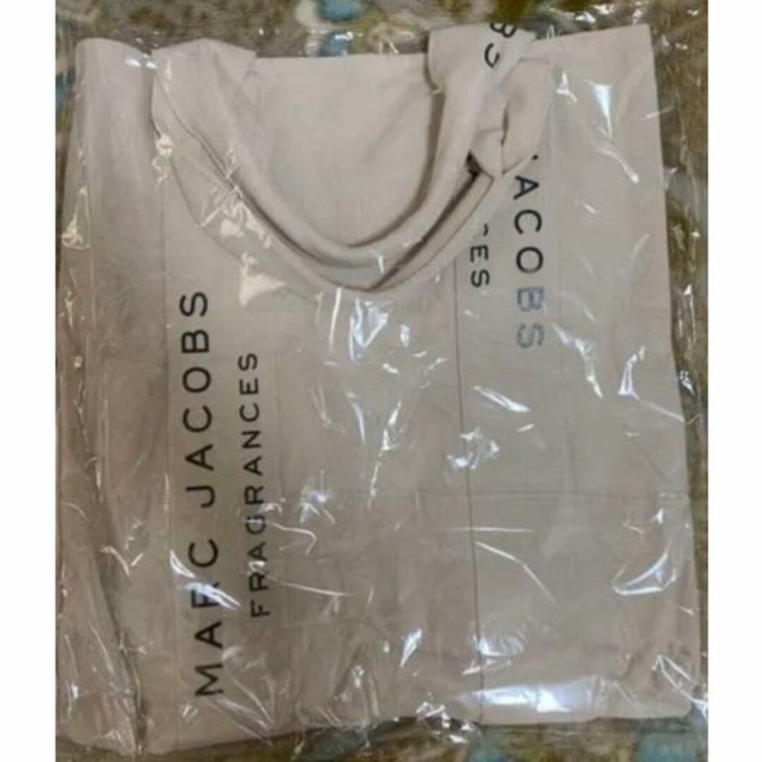 MARC JACOBS(マークジェイコブス)の［新品未使用］MARC JACOBS トートバック　マークジェイコブス 帆布 レディースのバッグ(トートバッグ)の商品写真