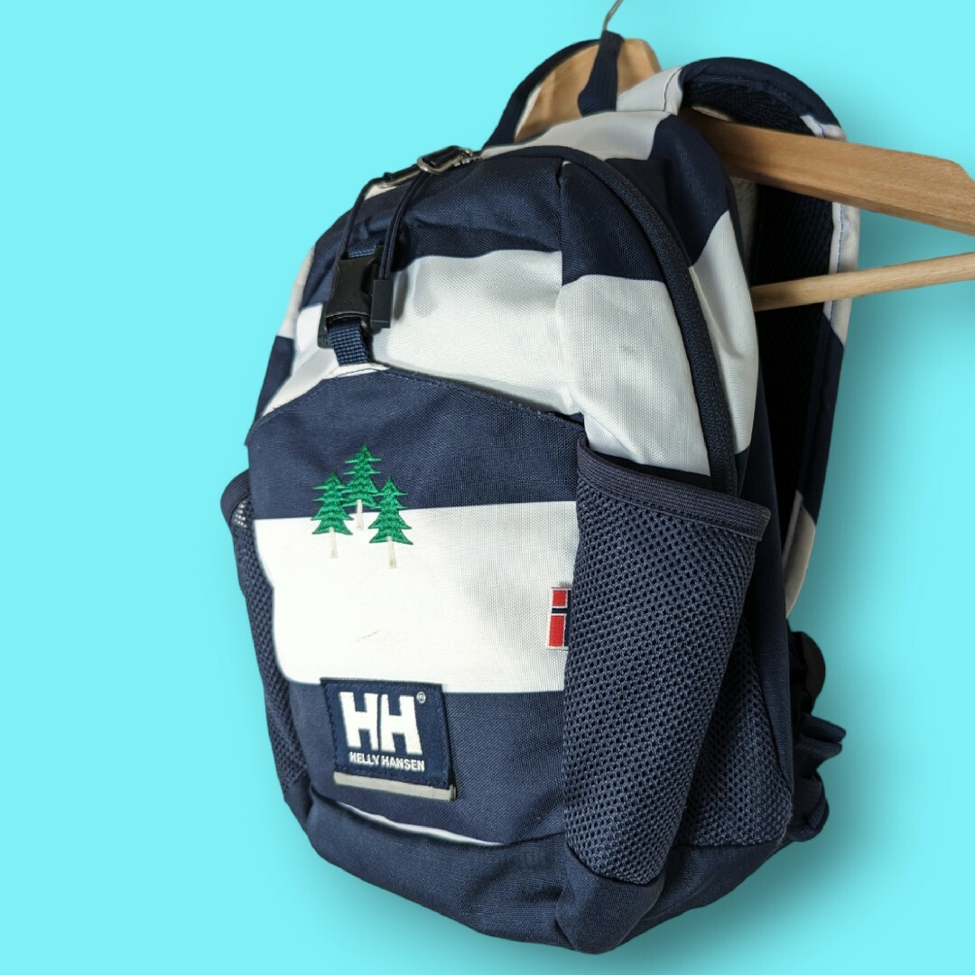 HELLY HANSEN(ヘリーハンセン)のヘリーハンセン キッズ用 リュックサック バックパック ストライプ 白/紺色 キッズ/ベビー/マタニティのこども用バッグ(リュックサック)の商品写真