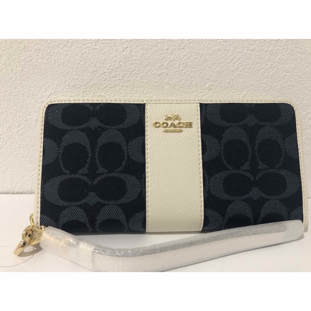 ファッション小物K 新品未使用 COACH コーチC4453 長財布 デニムマルチ