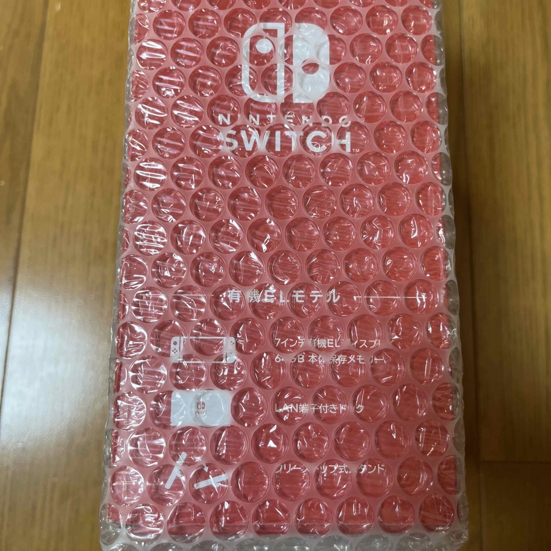 Nintendo Switch（有機ELモデル） ネオンブルー/ネオンレッド