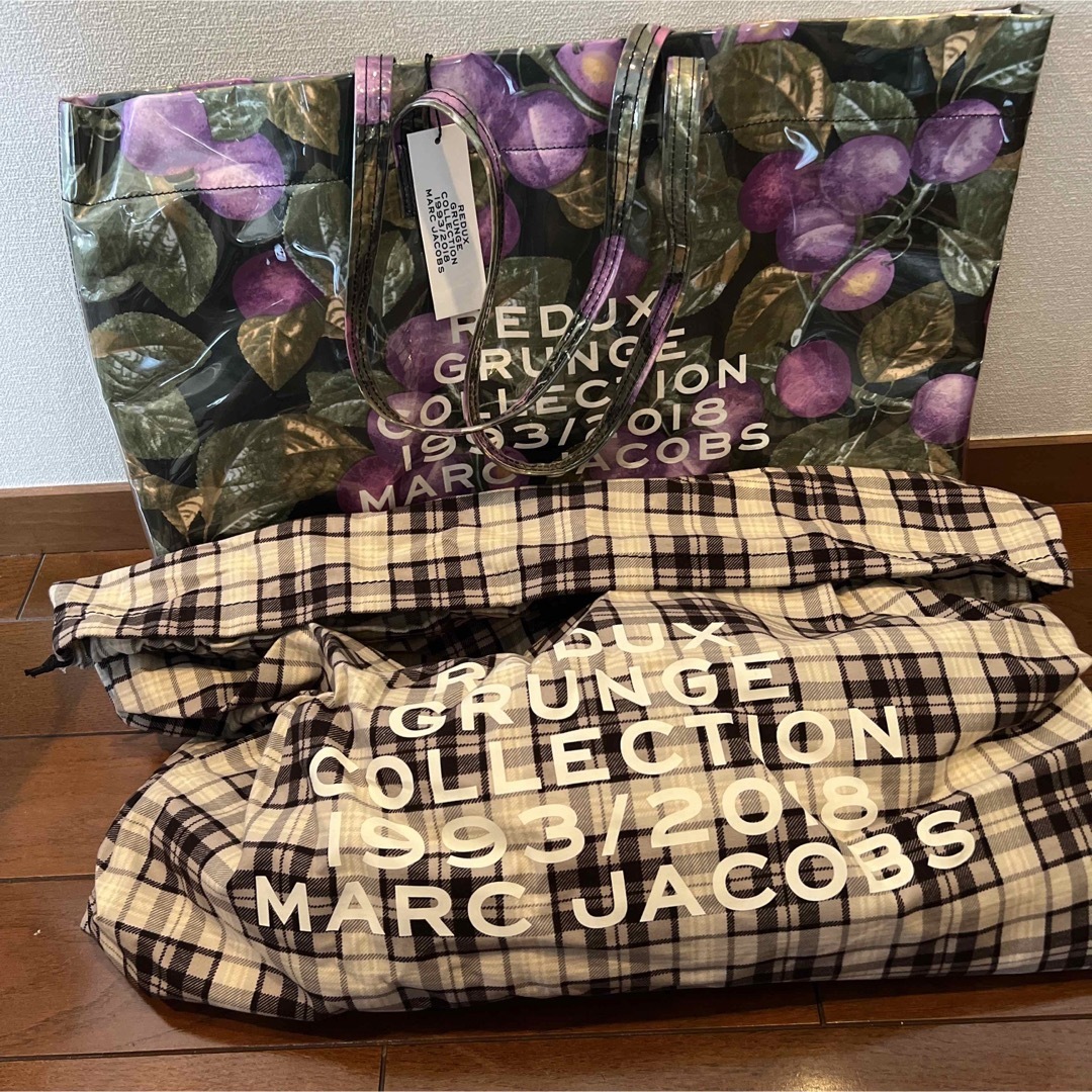 MARC JACOBS REDUX GRUNGE FRUIT TOTE bag | フリマアプリ ラクマ