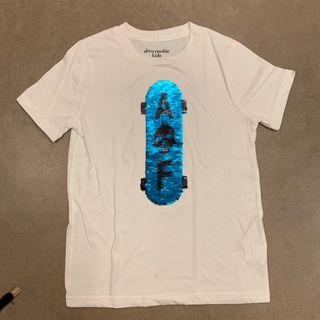 アバクロンビーアンドフィッチ(Abercrombie&Fitch)のこちえんさま　アバクロTシャツ　130センチとBREEZEパーカー(Tシャツ/カットソー)