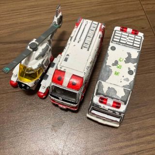 タカラトミー(Takara Tomy)のトミカ緊急車両(ミニカー)