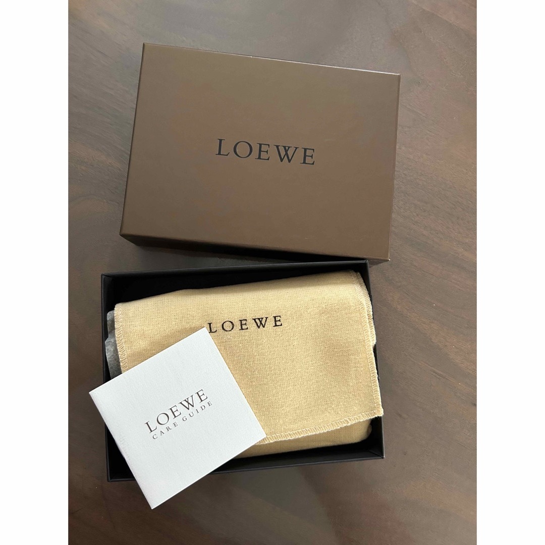 LOEWE(ロエベ)のロエベ折りたたみ財布 メンズのファッション小物(折り財布)の商品写真