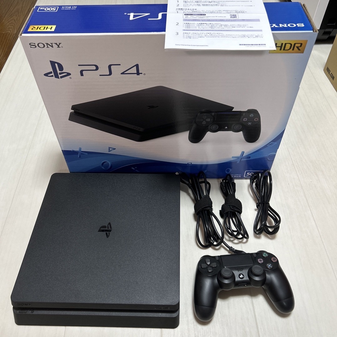 PlayStation4(プレイステーション4)のSONY PlayStation4 本体 CUH-2100AB01 エンタメ/ホビーのゲームソフト/ゲーム機本体(家庭用ゲーム機本体)の商品写真