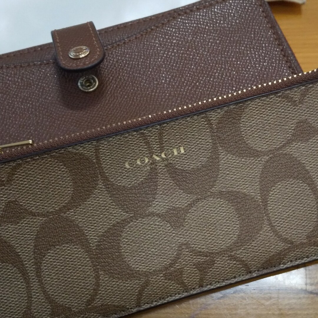 COACH(コーチ)のCOACH長財布 レディースのファッション小物(財布)の商品写真