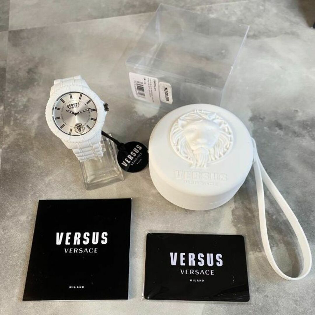 VERSACE - 正規品 新品☆ヴェルサーチ ヴェルサス腕時計ホワイト
