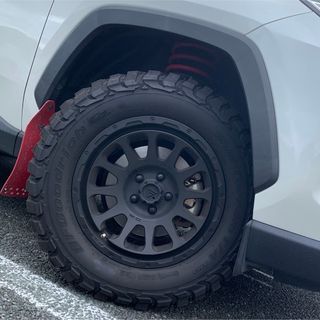 BFグッドリッチ - MKW MK-46M/L+ BF A/T KO2 245/70R16 中古美品の通販