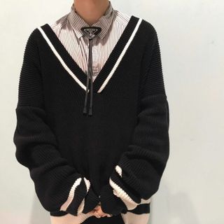 新品 PRADA ループタイ　ボロタイ　ネクタイ プラダ