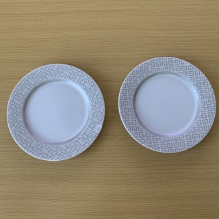 ジバンシィ(GIVENCHY)のジバンシー　皿（19センチ）(食器)