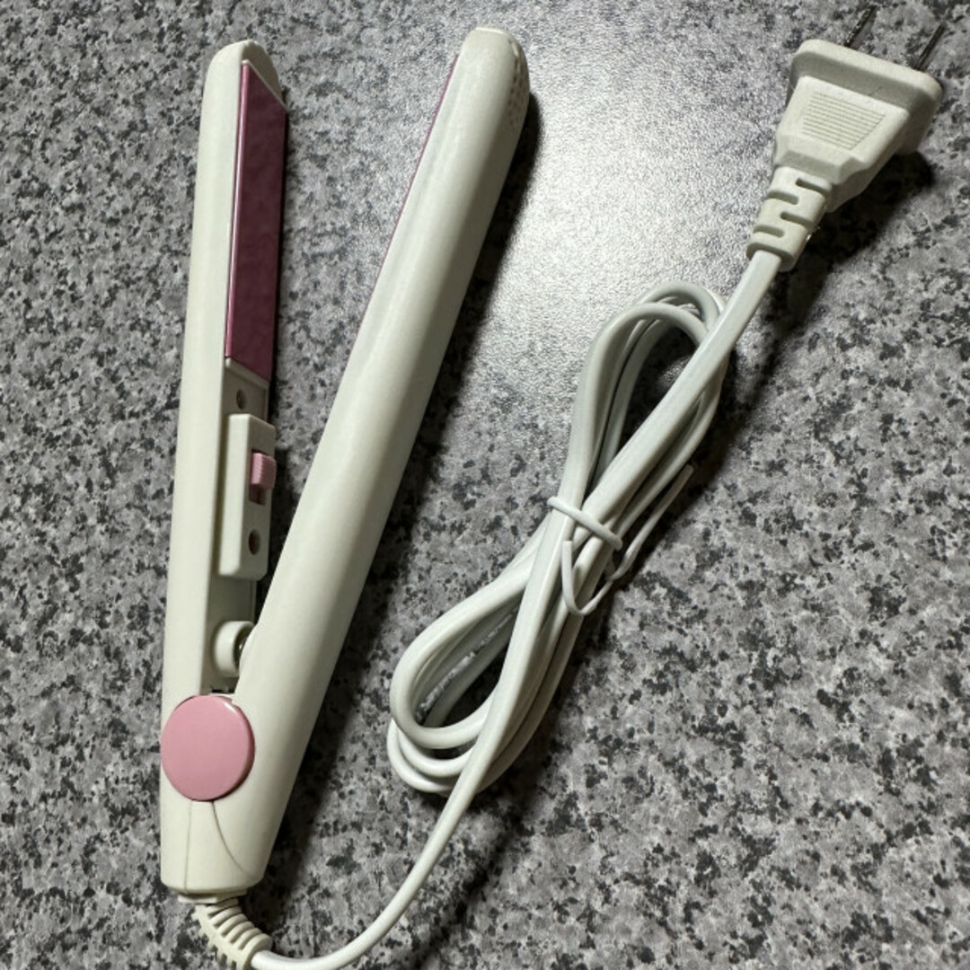 新作入荷!!】【新作入荷!!】ミニ ヘアアイロン 2way ホワイト白ピンク ストレート コンパクト 携帯用 ヘアアイロン 