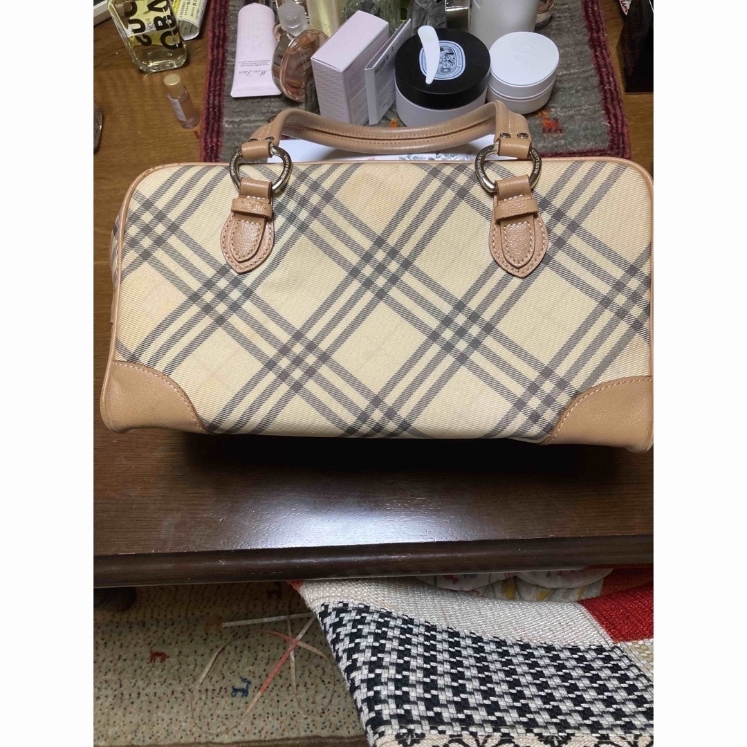 BURBERRY(バーバリー)のバーバリーバック自分用の方には8000円まで値下げプラス送料別 レディースのバッグ(ハンドバッグ)の商品写真