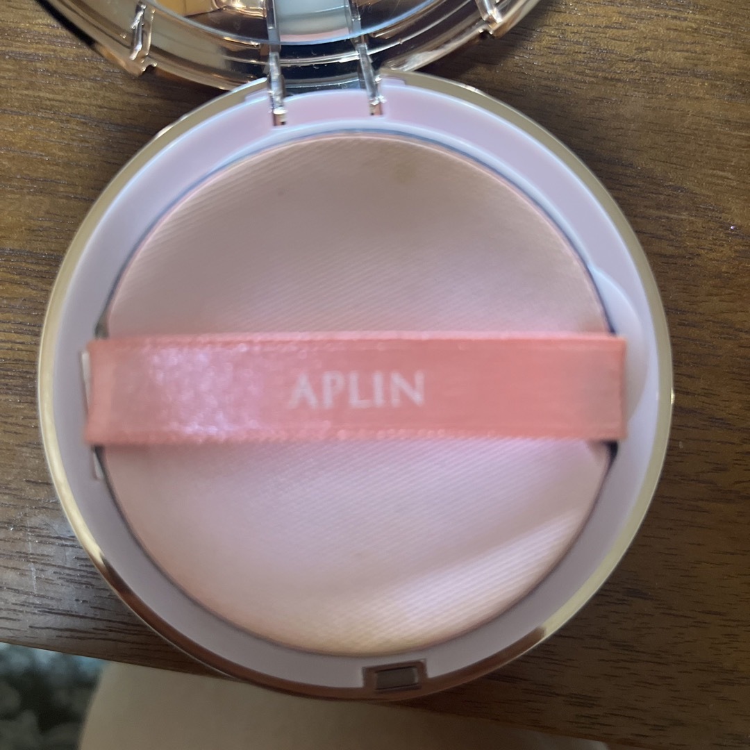 ピンクティーツリー　カバークッション23号　APLIN コスメ/美容のベースメイク/化粧品(ファンデーション)の商品写真