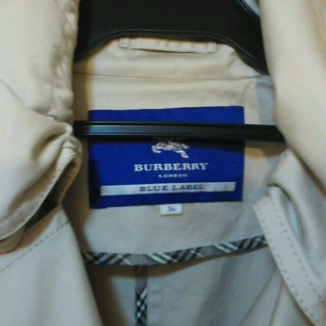 BURBERRYブルーレーベル・トレンチ・３６・若干襟汚れ 1