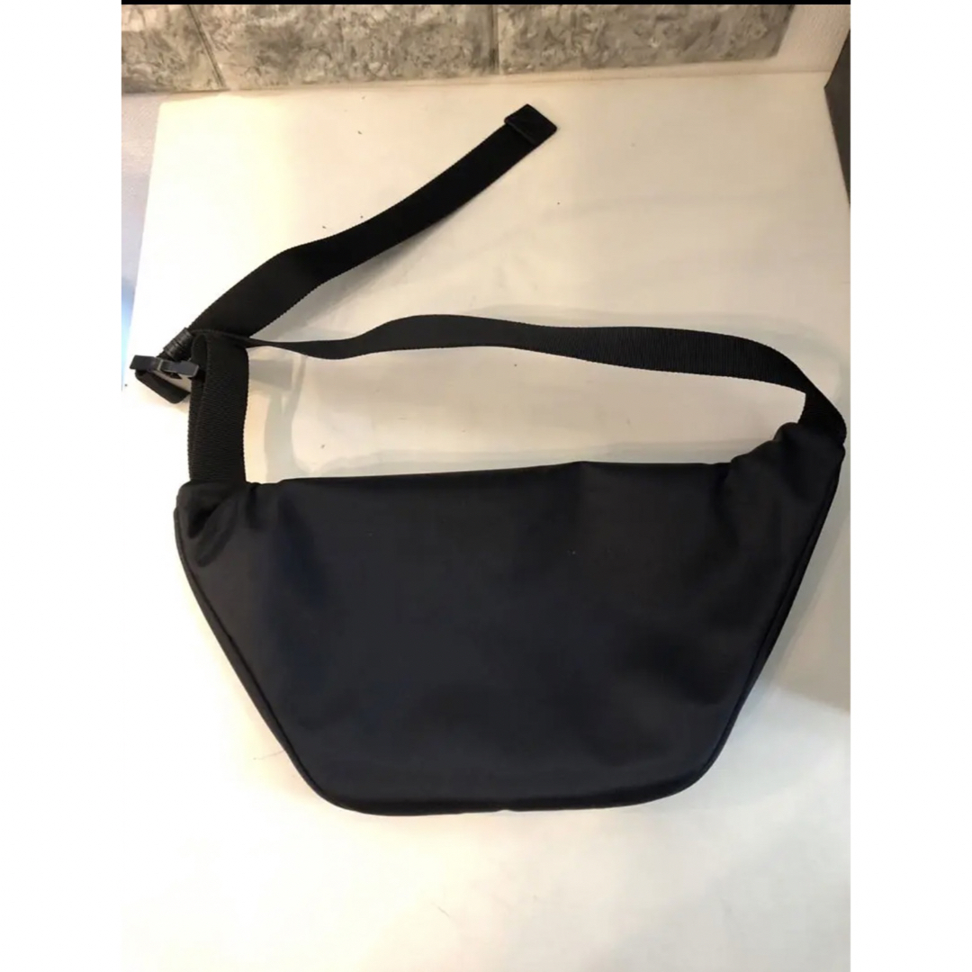 バレンシアガ BALENCIAGA Paris パリ ボディバッグ bag-