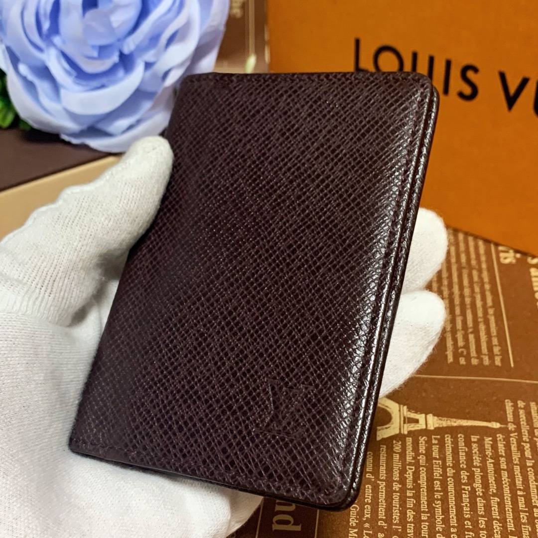 ルイヴィトン　LOUIS VUITTON カードケース　タイガ　ブラック　美品