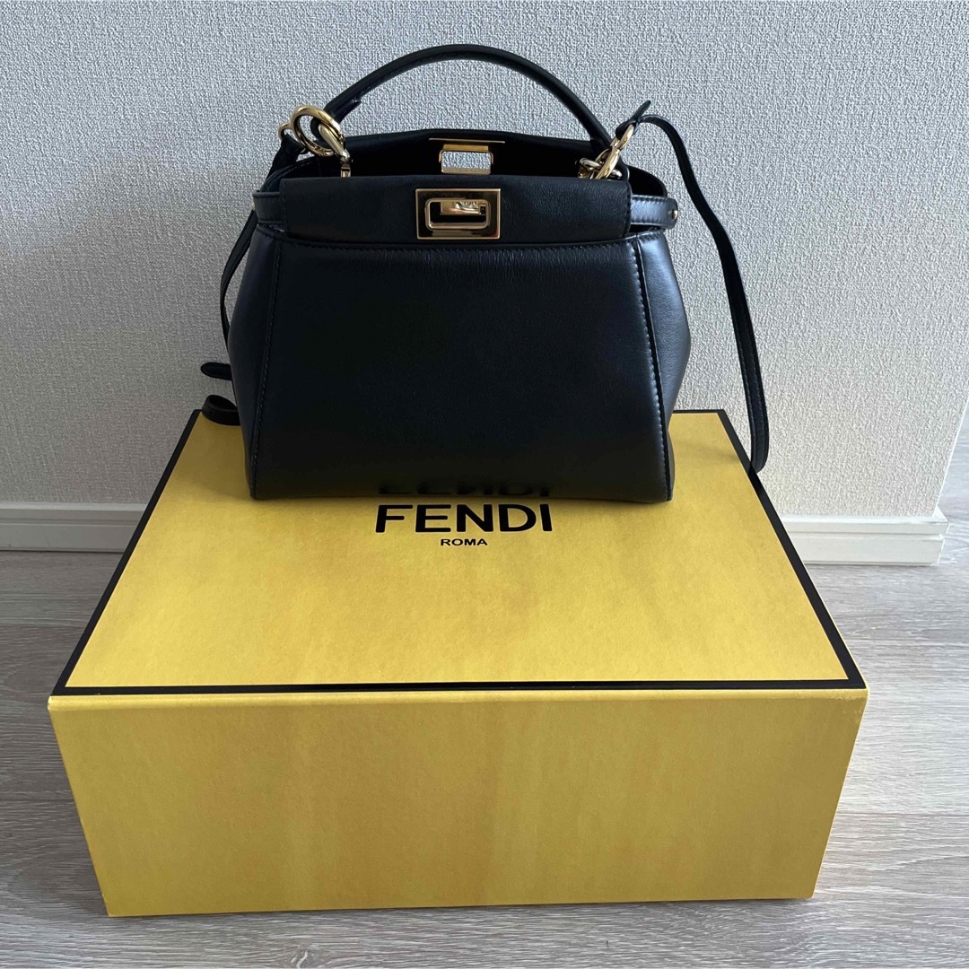 FENDI☆ピーカブーミニブラック