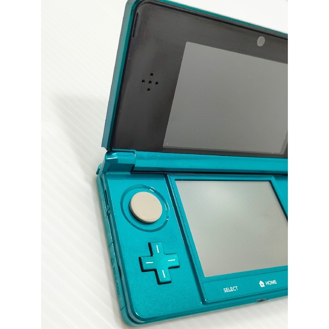 ニンテンドー3DS(ニンテンドー3DS)の【美品】ニンテンドー3DS アクアブルー 本体 箱 充電器付属 エンタメ/ホビーのゲームソフト/ゲーム機本体(携帯用ゲーム機本体)の商品写真