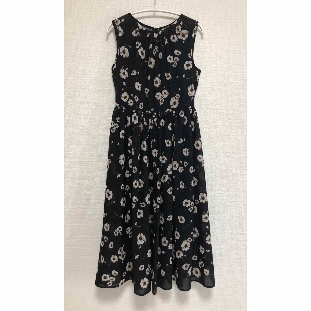 美品★Aveniretoile★アベニールエトワール★花柄プリントワンピース★黒