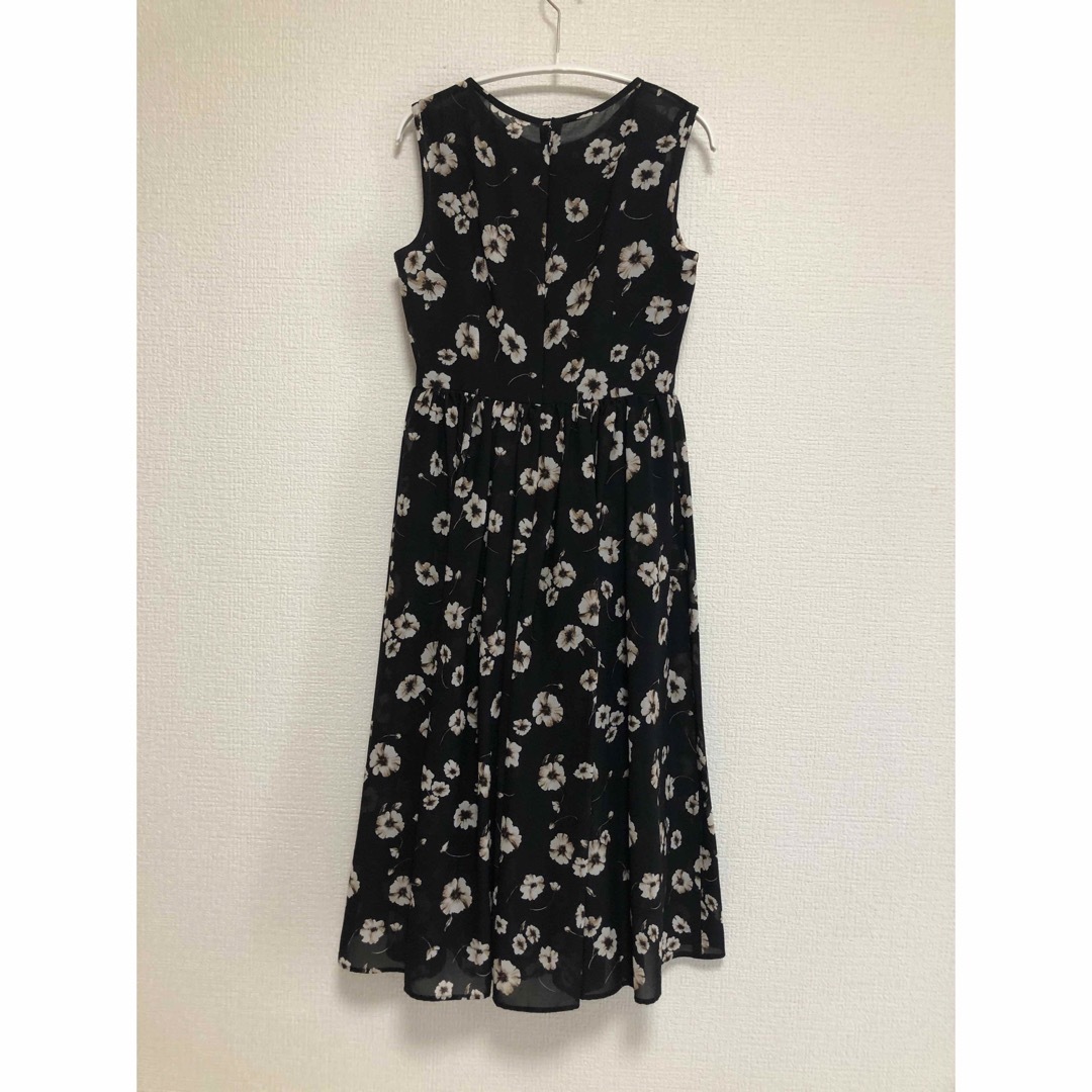 美品★Aveniretoile★アベニールエトワール★花柄プリントワンピース★黒