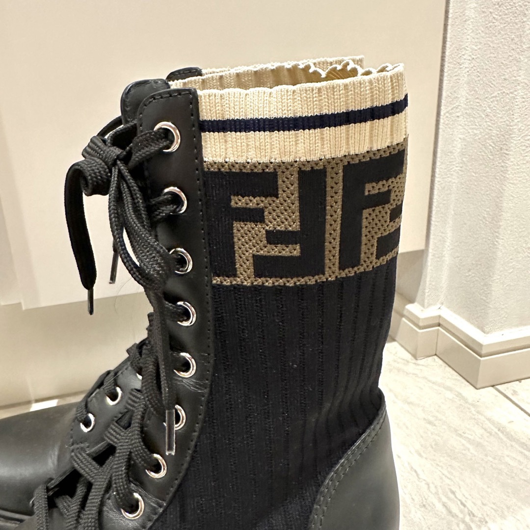 現行品】FENDI ロココ ソックスブーツ-