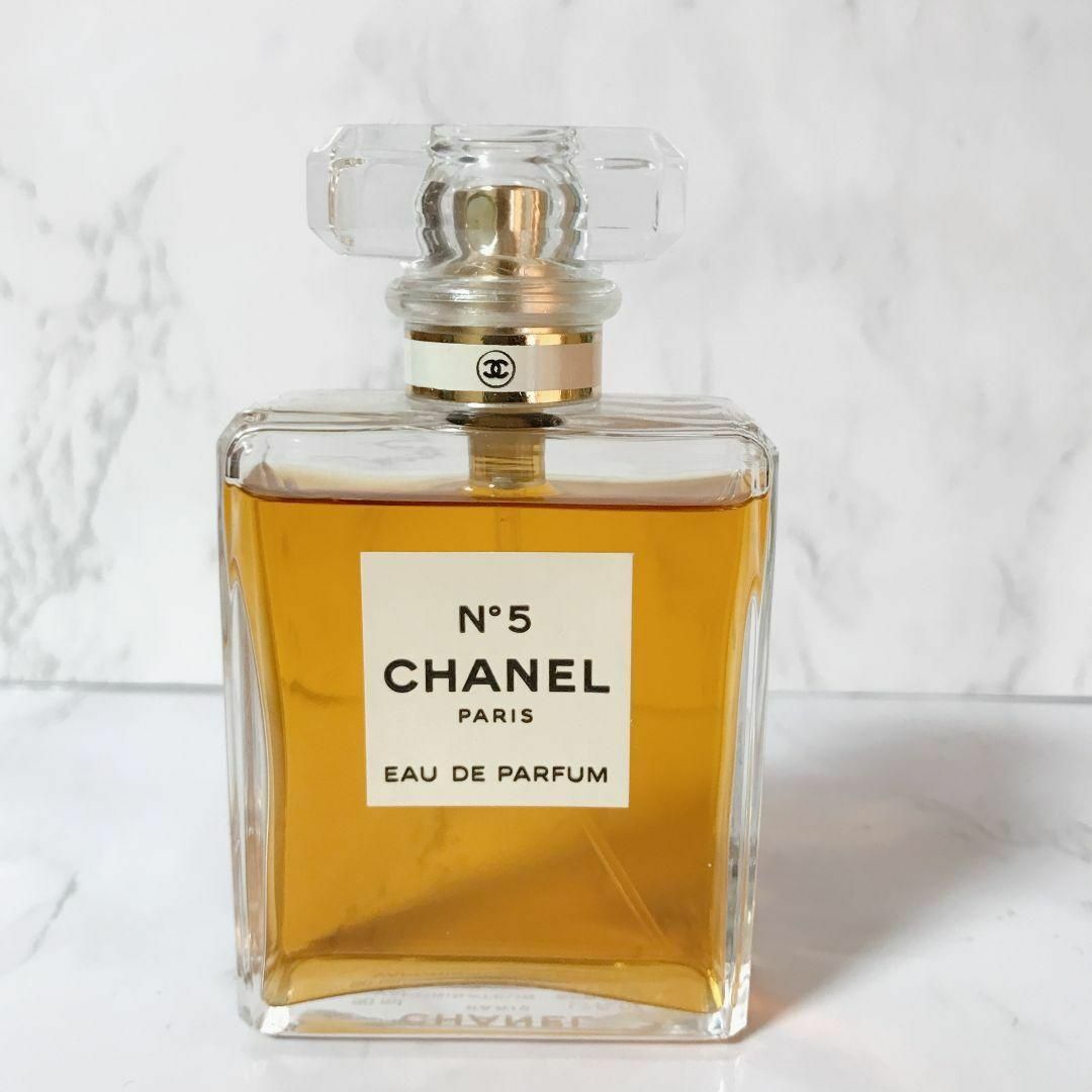 定番人気　CHANEL　シャネルN°5　オードパルファム　50ml　スプレー