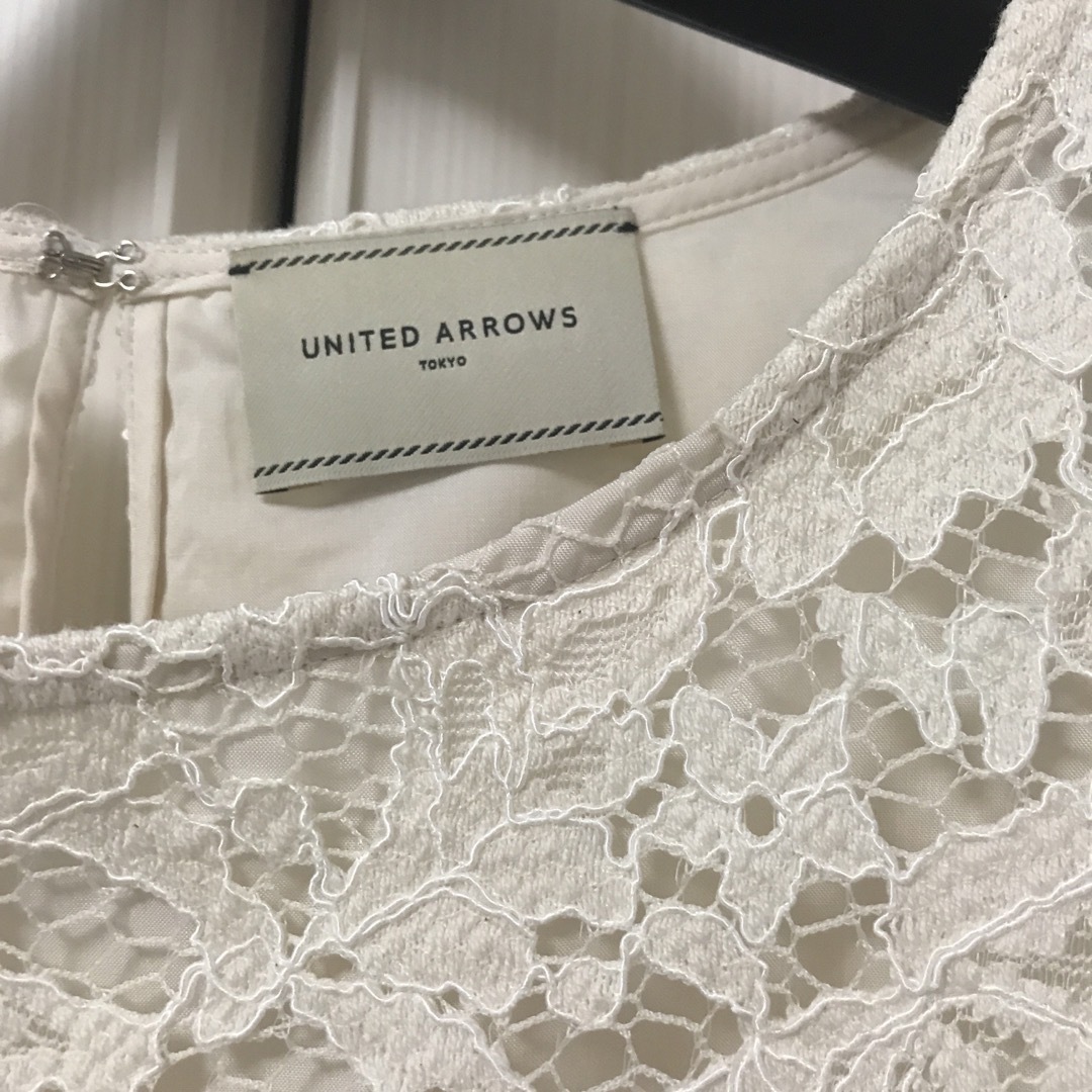 UNITED ARROWS(ユナイテッドアローズ)のユナイテッドアローズ　レースブラウス レディースのトップス(シャツ/ブラウス(半袖/袖なし))の商品写真