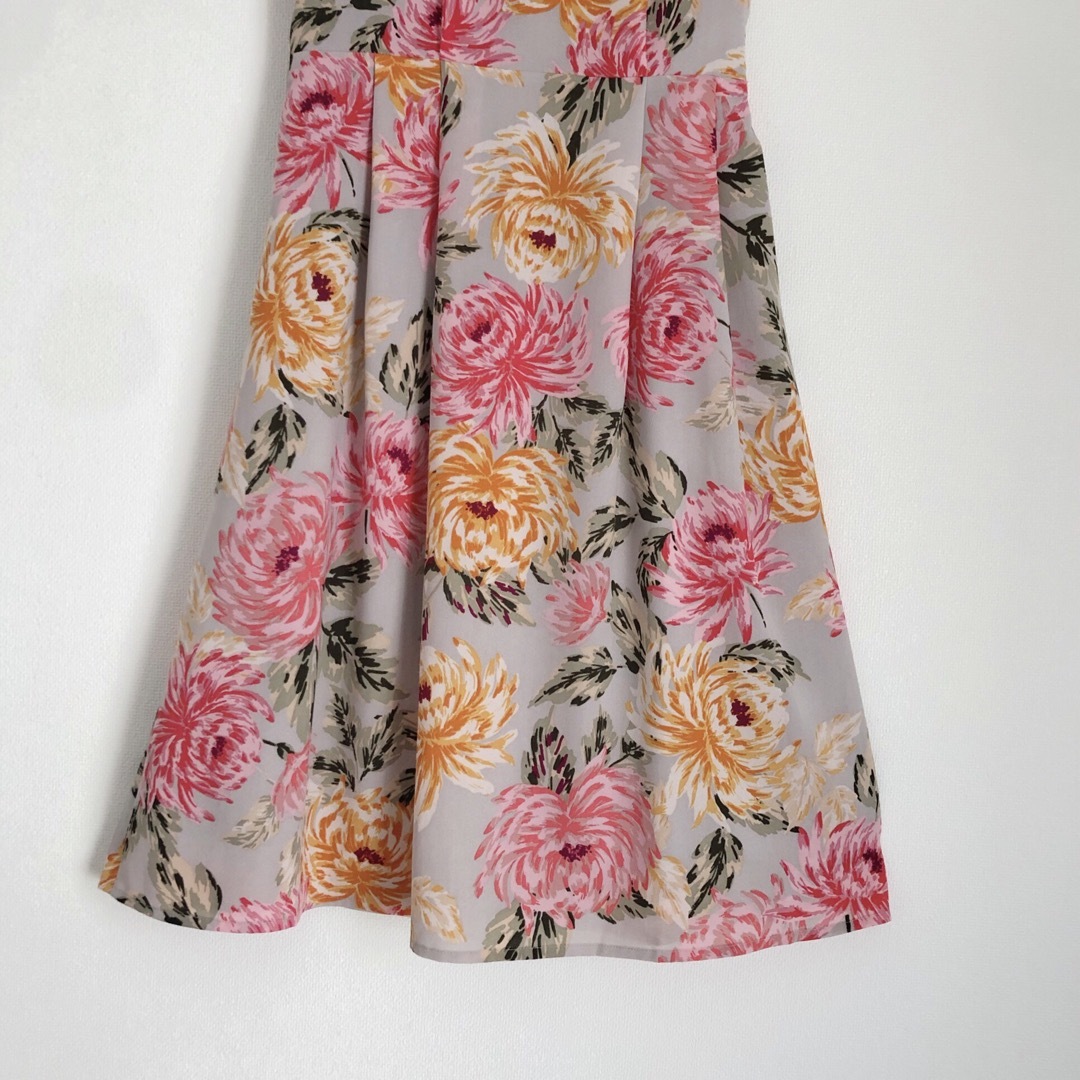 人気♡ローラアシュレイ　花柄ワンピース 半袖ドレス　総柄　フレアスカート　ピンク