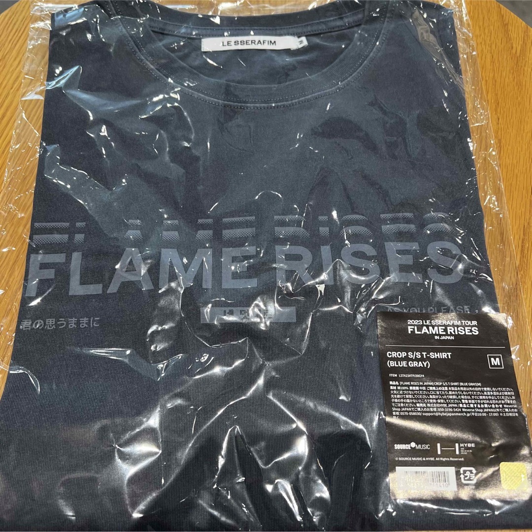 ルセラフィム　ツアーTシャツ　LE SSERAFIM FLAME RISES