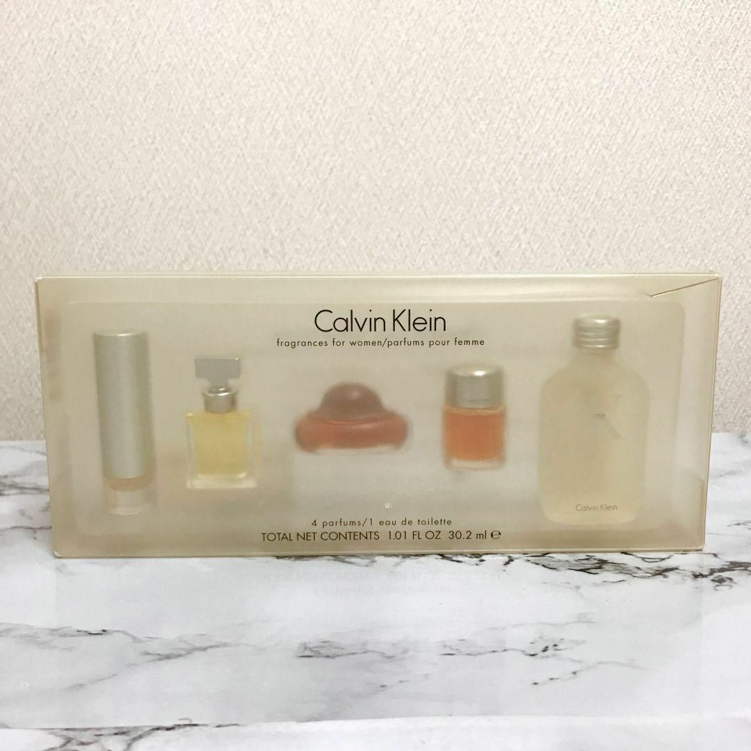 ck Calvin Klein(シーケーカルバンクライン)のミニ香水セット　カルバンクライン　fragrances for women コスメ/美容の香水(ユニセックス)の商品写真