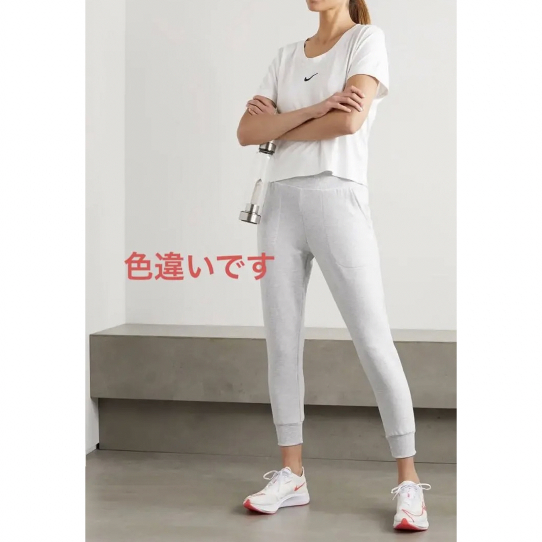 NIKE(ナイキ)の新品★定価8250円★NIKE★ジョガーパンツ★ヨガパンツ★裏起毛★Mサイズ レディースのパンツ(カジュアルパンツ)の商品写真