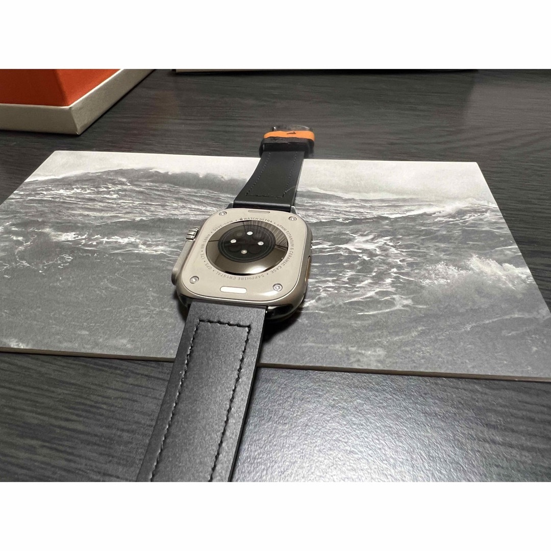 アップル Apple Watch Ultra 49mm チタニウム ミッドナイト 3