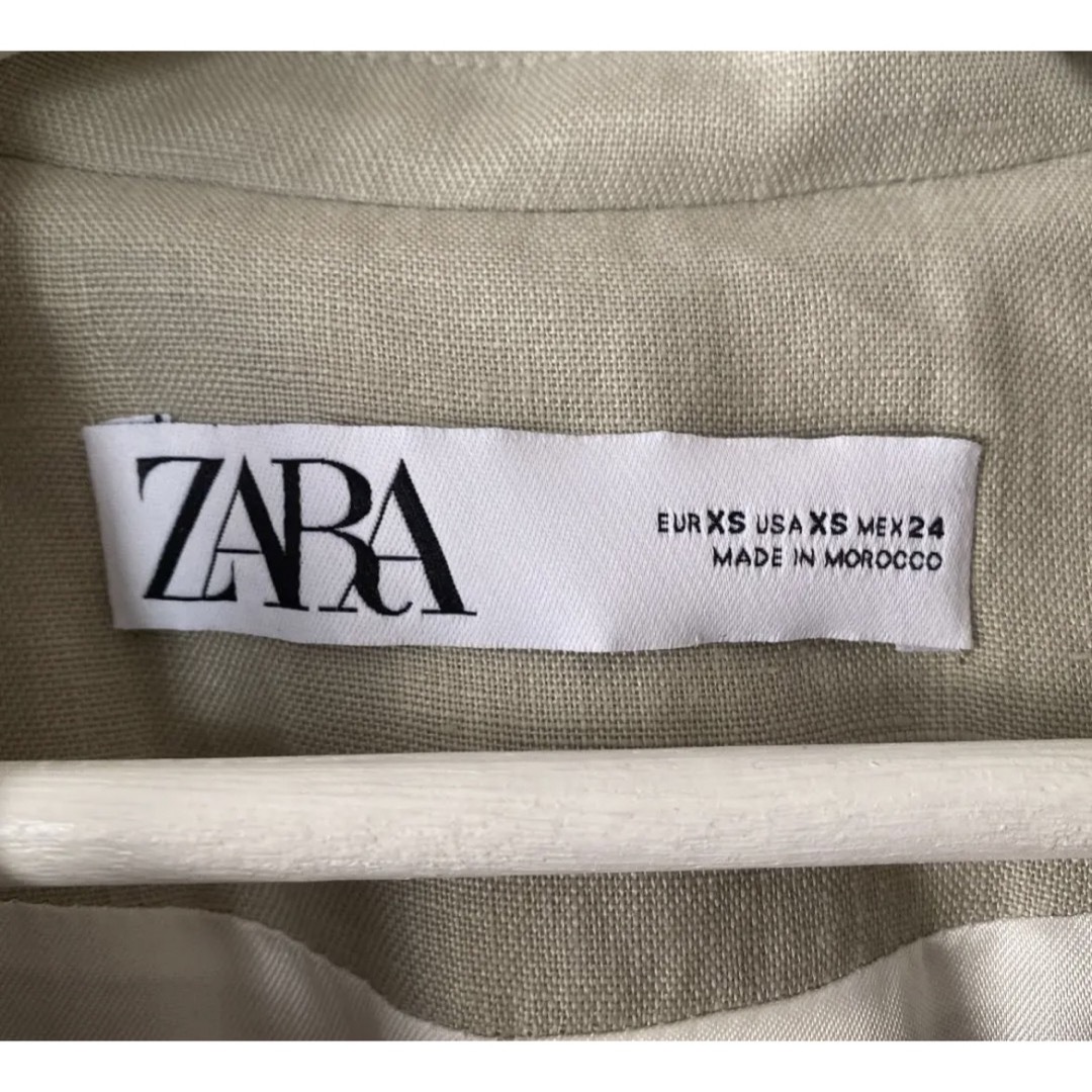 ZARA(ザラ)のZARA リネンジャケット　XS  新品タグ付き  レディースのジャケット/アウター(テーラードジャケット)の商品写真