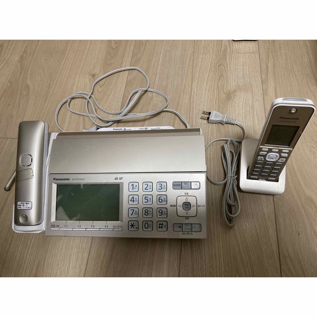 電話機　ファックス機　KX-PZ720-N KX-FKD556-N1 親機　子機のサムネイル