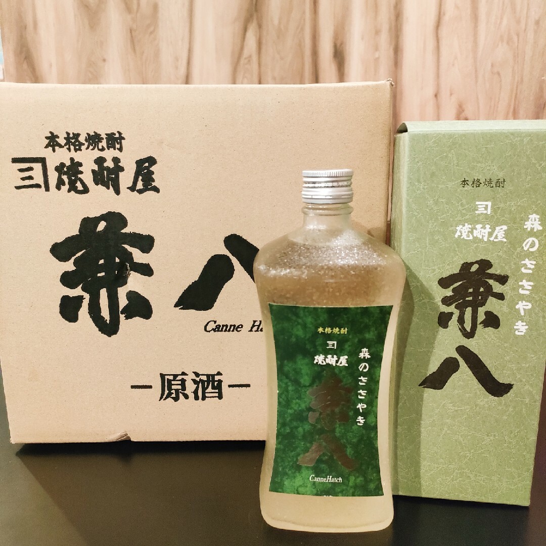 四ツ谷酒造(ヨツヤシュゾウ)の四ッ谷酒造焼酎兼八かねはち森のささやき長期熟成34°720ml 食品/飲料/酒の酒(焼酎)の商品写真