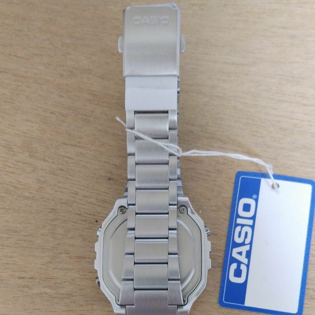 CASIO(カシオ)のCASIO(カシオ）シルバーメタル G-SHOCKデザイン メンズの時計(腕時計(デジタル))の商品写真