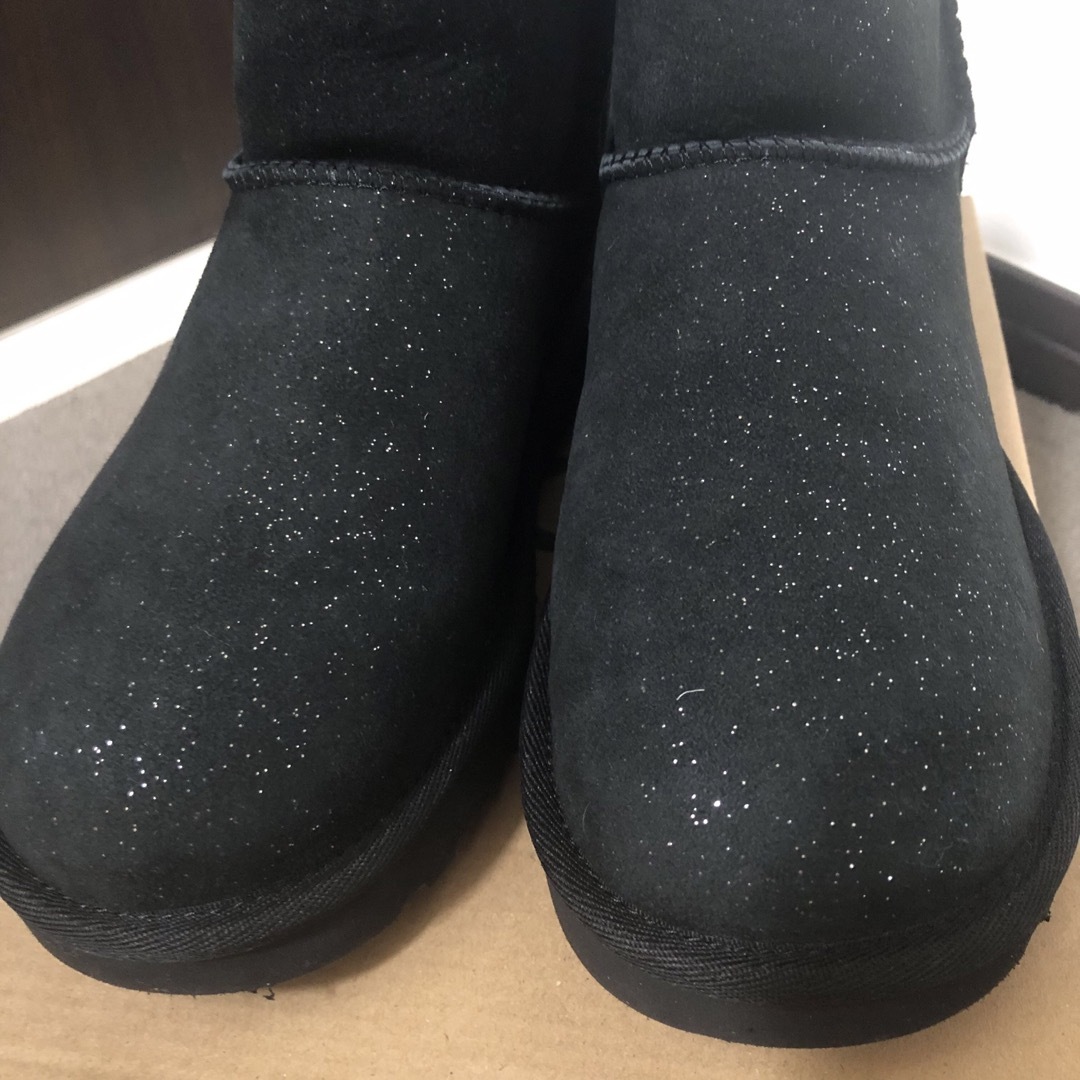 希少完売UGG W CLASSIC MINI MILKY WAYラメ クラシック