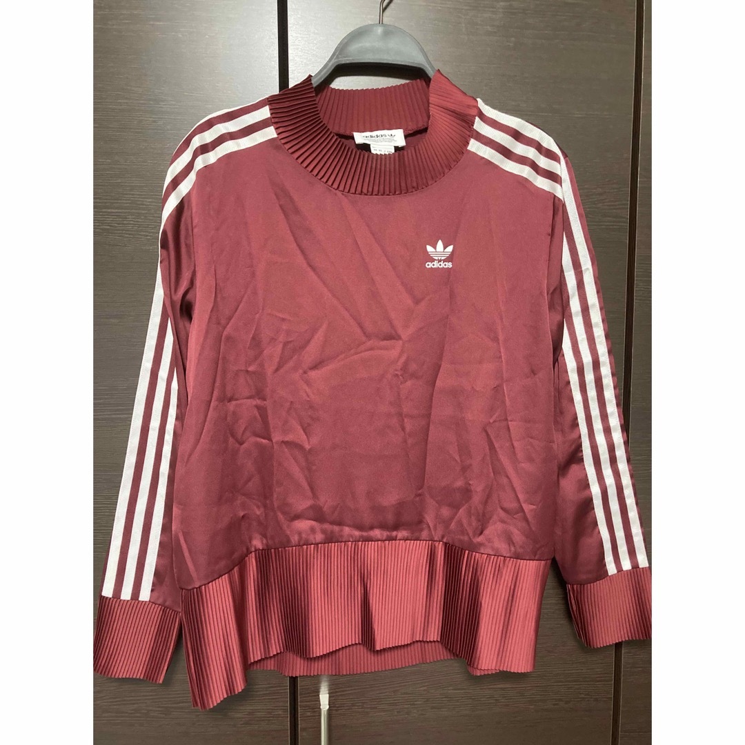 adidas(アディダス)のadidas  トップス　フリル レディースのトップス(シャツ/ブラウス(長袖/七分))の商品写真