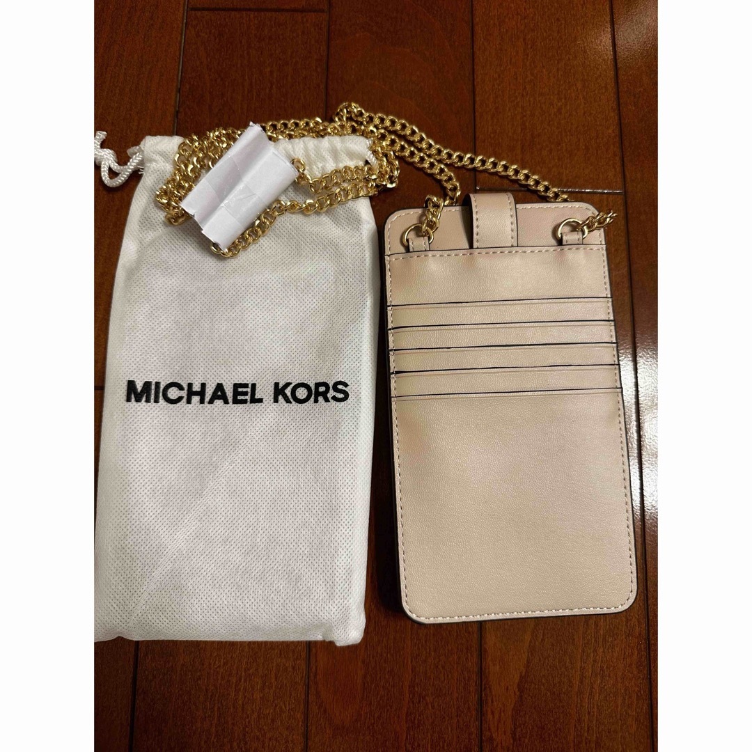 Michael Kors(マイケルコース)のマイケルコース　携帯ケース　パスケース スマホ/家電/カメラのスマホアクセサリー(iPhoneケース)の商品写真