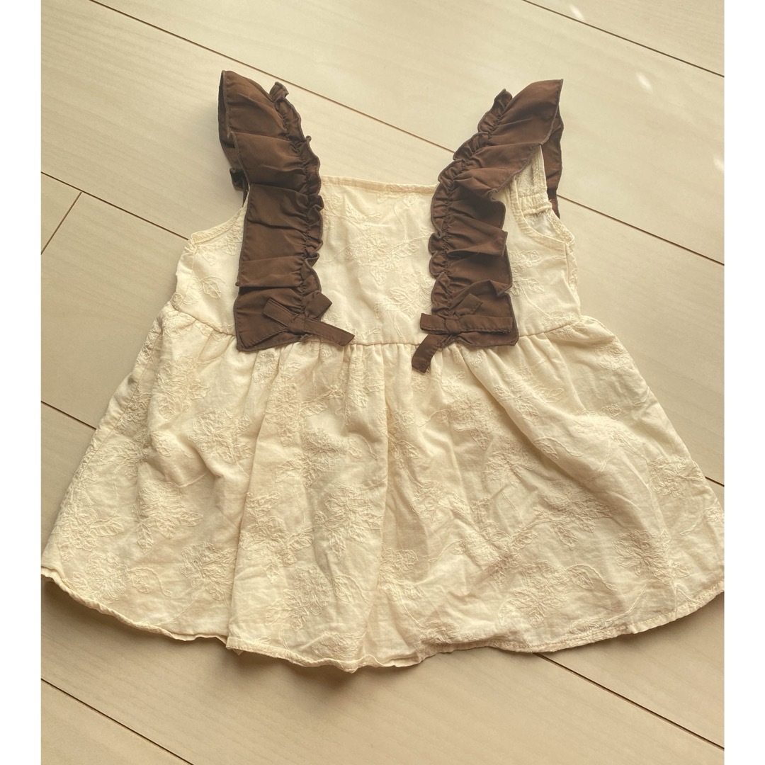 フリルトップス キッズ/ベビー/マタニティのキッズ服女の子用(90cm~)(Tシャツ/カットソー)の商品写真