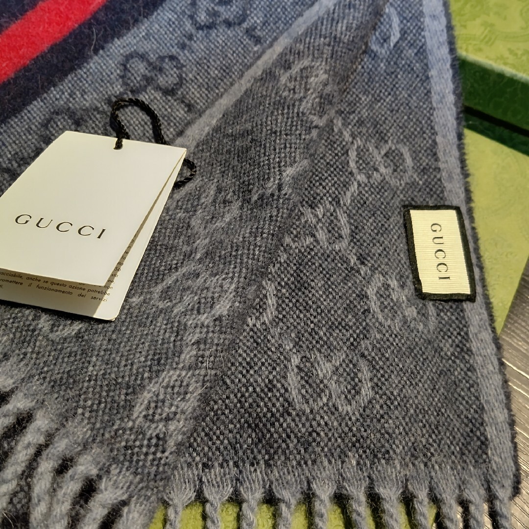 Gucci   中古品箱付き GUCCI マフラー ストール ショール スカーフ