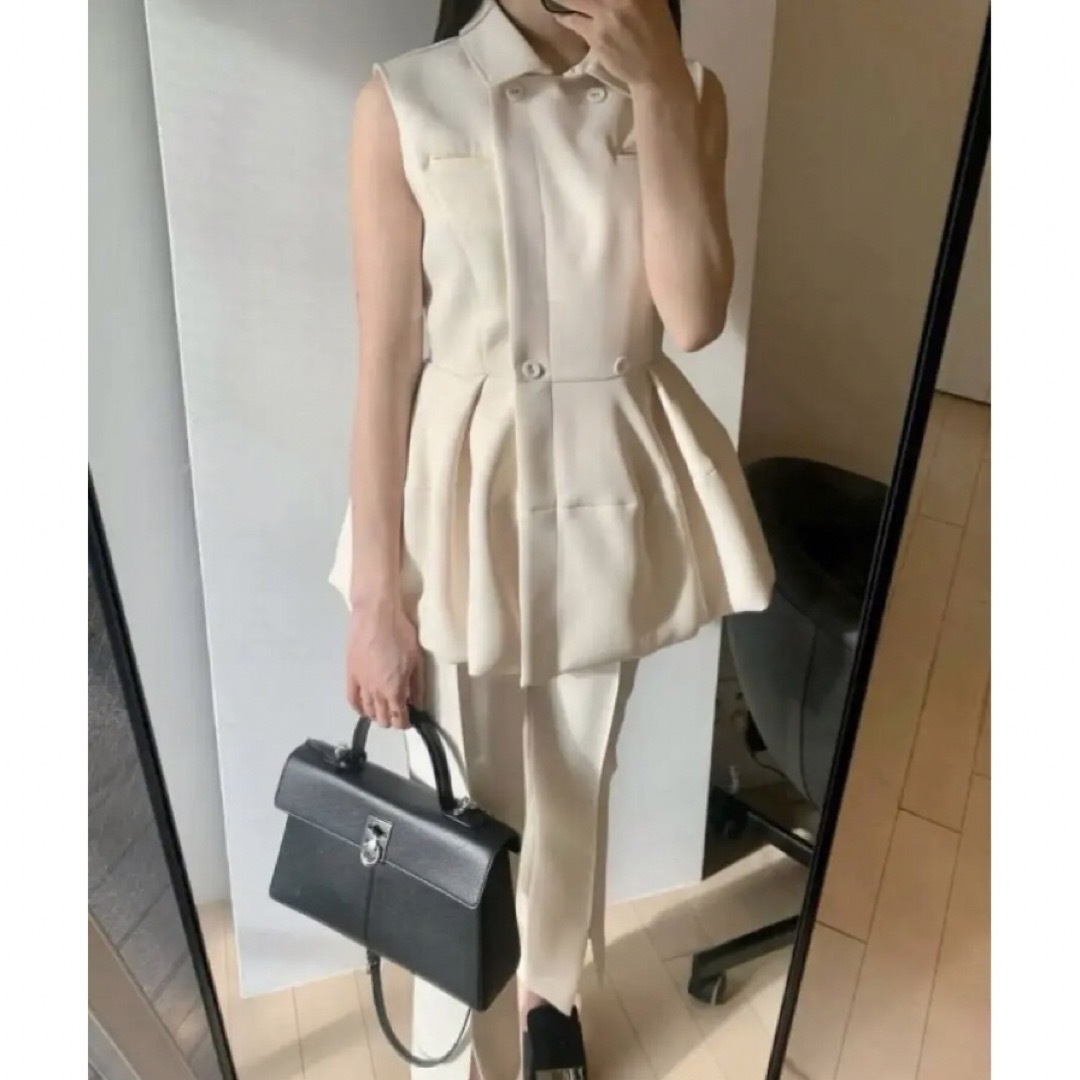 laube blanc Balloon peplum TopとPantsセットの通販 by aki's shop