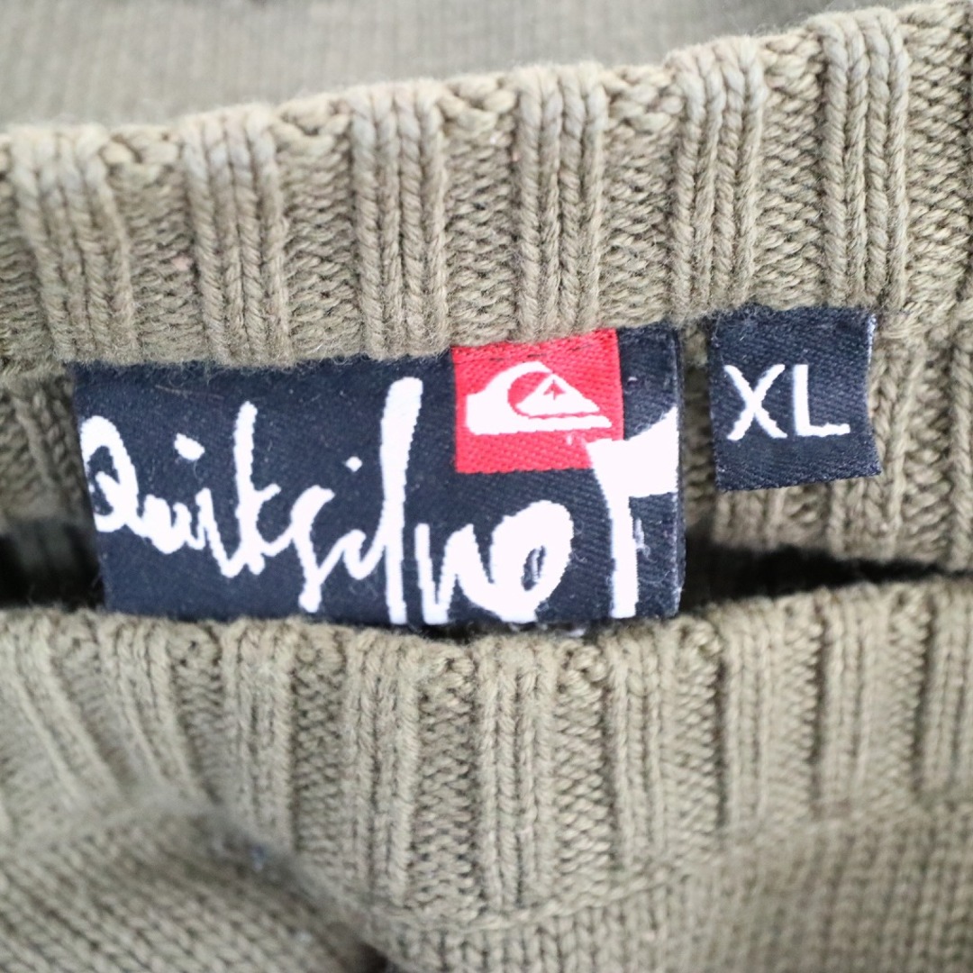 QUIKSILVER(クイックシルバー)のQuiksilver クイックシルバー クルーネック セーター 刺繍  アウトドア  ストリート オリーブ (メンズ XL) 中古 古着 N5694 メンズのトップス(ニット/セーター)の商品写真